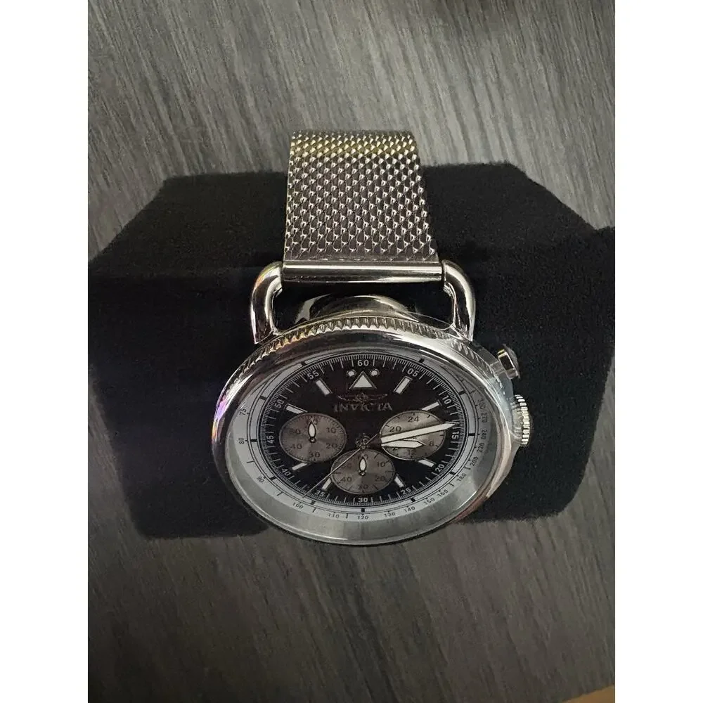 Invicta Men's Speedway Quartz Watch Black Dial Silver Mesh Band